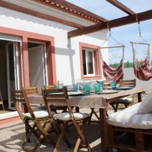 Фотографии гостевого дома
Number 10 Beach House