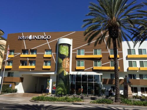 Фотография гостиницы Hotel Indigo Anaheim, an IHG Hotel