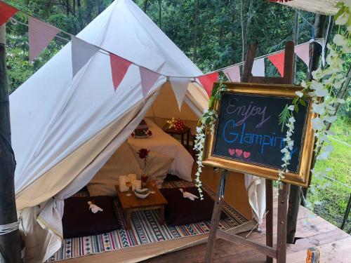 Фотографии базы отдыха 
            Glamping con sentido