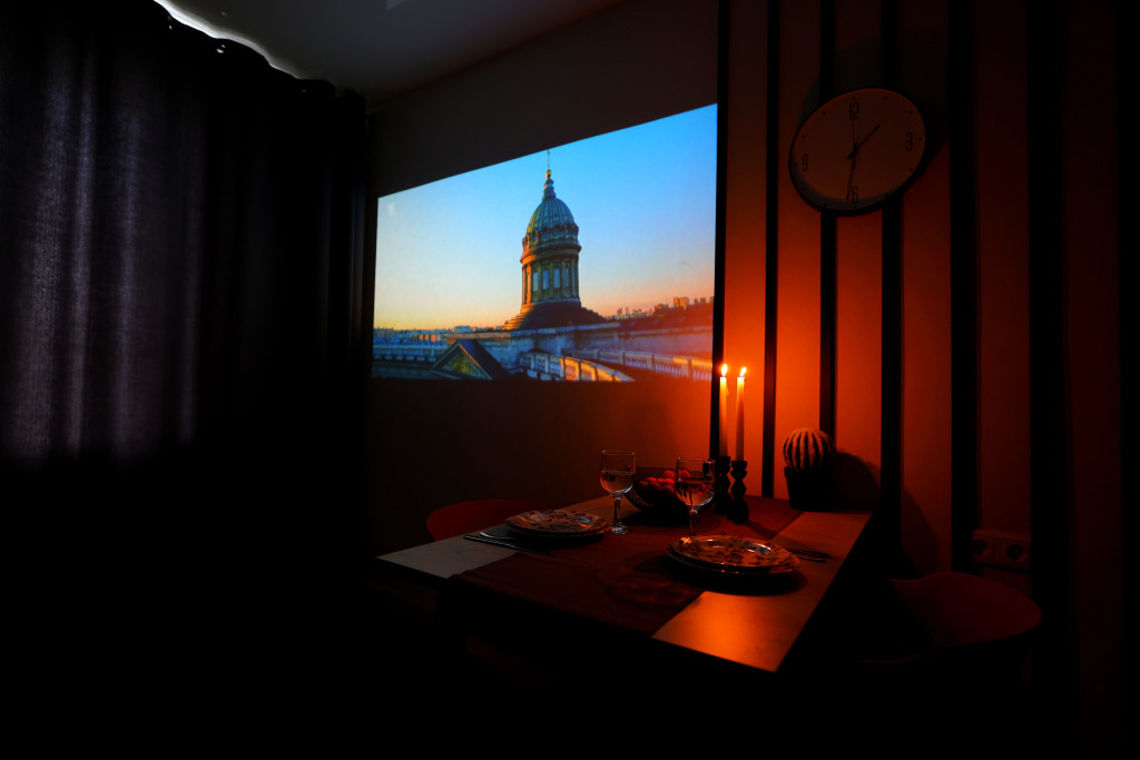 Фотография квартиры Квартира Стильная Современная с Проектором для Уютных Вечеров в Историческом Центре Города