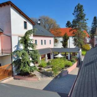 Фотографии гостиницы
Hotel and restaurant Via Ironia