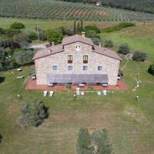 Фотографии базы отдыха
Tenuta La Tabaccaia