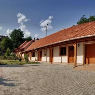 Фотографии гостевого дома
Nyitott Kapu Vendégház