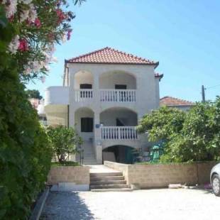 Фотографии гостевого дома 
            Apartments and rooms by the sea Sutivan, Brac - 2943