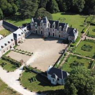 Фотографии гостиницы
Chateau de Jallanges - Les Collectionneurs
