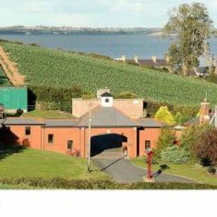 Фотографии гостевого дома 
            The Old Schoolhouse Inn