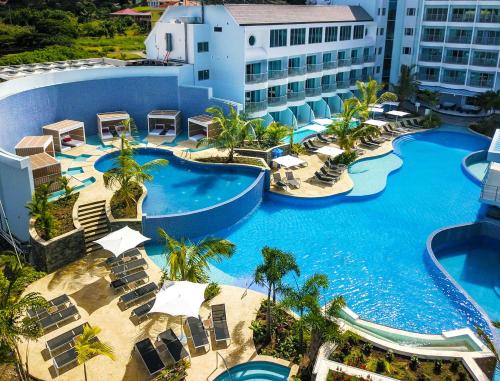 Фотография гостиницы Harbor Club St Lucia, Curio Collection by Hilton