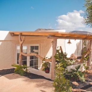 Фотография гостевого дома Gartenappertement - Tierra - Surf & Yoga Villa
