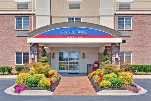 Фотография гостиницы Candlewood Suites Bowling Green, an IHG Hotel