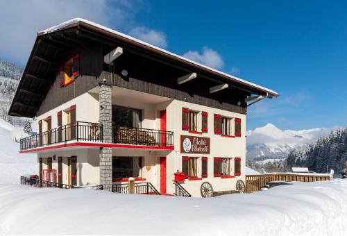 Фотография гостевого дома Chalet Bluebell