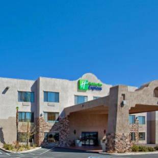 Фотографии гостиницы
Holiday Inn Express Hotel & Suites Nogales, an IHG Hotel