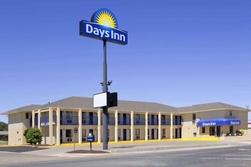Фотография гостиницы Days Inn by Wyndham Tucumcari