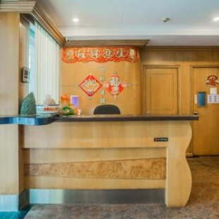 Фотография гостиницы Hotel Fuji (SG Clean, Staycation Approved)