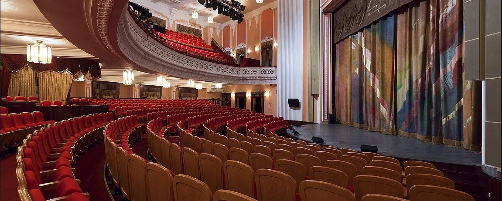 Фотографии концертного зала ЦДКЖ Большой зал