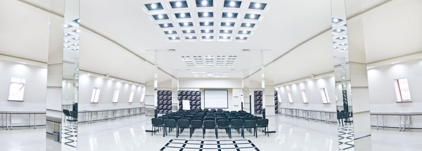 Фотография конференц-зала Forum Plaza Большой Когресс-холл