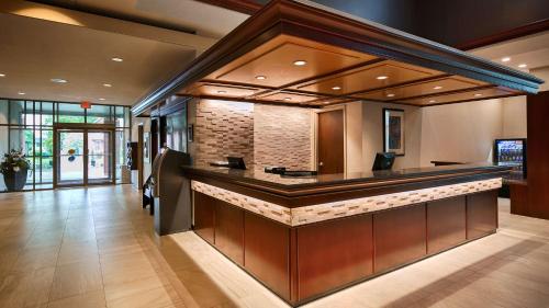 Фотография гостиницы Best Western PLUS The Arden Park Hotel