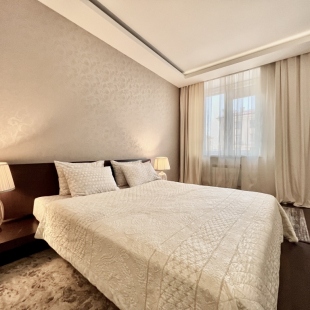 Фотография квартиры Апартаменты 4 комнатные Vip пр-т Независимости 30 Центр