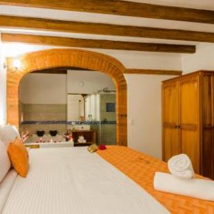 Фотографии гостиницы
Fontana Plaza Hotel