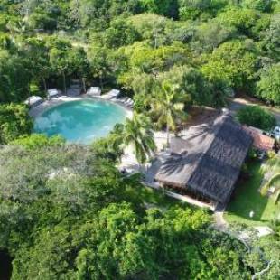 Фотография гостиницы Madeiro Beach Hotel