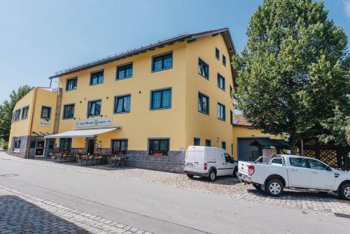 Фотография гостиницы Gasthof Metzgerei Linsmeier