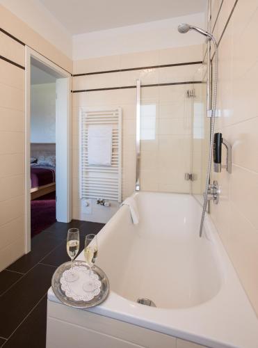 Фотография гостиницы Hotel Restaurant Zum Heidekrug