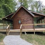 Фотография гостевого дома Pine Creek Horseman's Camp Hocking Hills Cabins