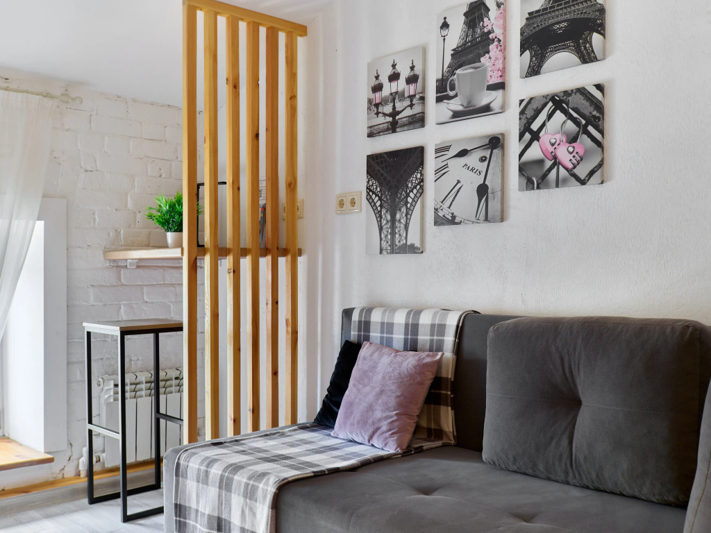 Фотография квартиры Апартаменты Rush in Aparts в Историческом Центре с Мини-кухней и Парковкой