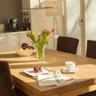 Фотографии апарт отеля 
            Paleo Finest Serviced Apartments