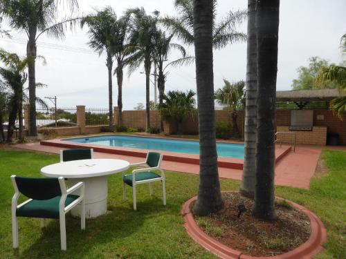 Фотография мотеля Hilltop Motel