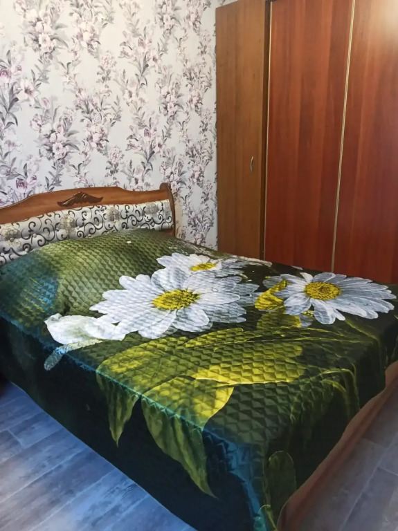 Фотография квартиры Трехкомнатная квартира в Тольятти