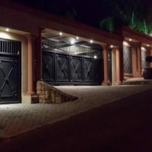 Фотографии мини отеля
The Cedars Bed and Breakfast