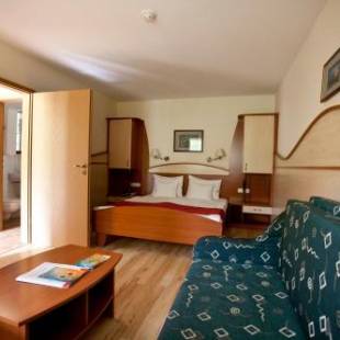 Фотографии гостиницы
Hotel Makár Sport&Atrium