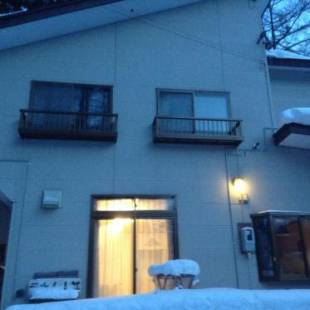 Фотографии гостевого дома
Raumu San-so