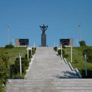 Фотография достопримечательности Мемориал Славы воинам-землякам, погибшим на фронтах Великой Отечественной войны 1941-1945 гг.