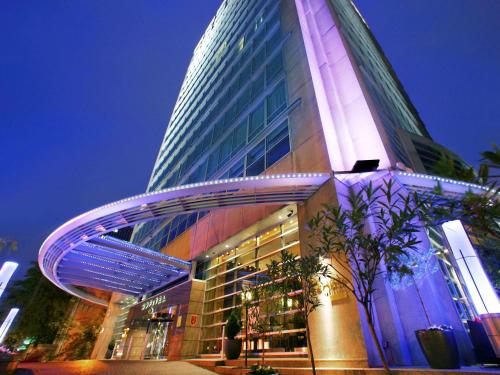 Фотография гостиницы Sofitel Montreal Golden Mile