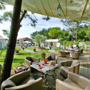 Фотографии гостиницы
Hôtel Restaurant & Spa Plaisir