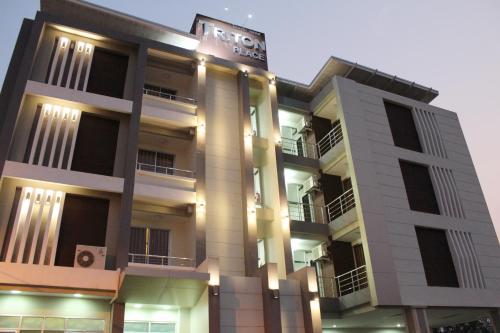 Фотография гостиницы Triton Place