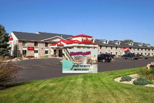 Фотография гостиницы Ramada by Wyndham Wisconsin Dells