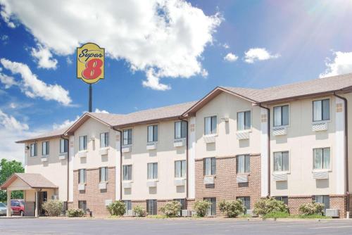 Фотографии гостиницы 
            Super 8 by Wyndham Abilene KS