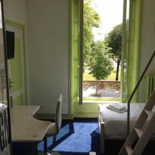 Фотографии гостиницы
Hotel Couleurs Sud