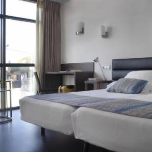 Фотографии гостиницы 
            Hotel Villa Rosario II