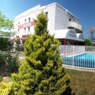 Фотографии гостиницы
Hôtel Restaurant initial by balladins Dijon Nord