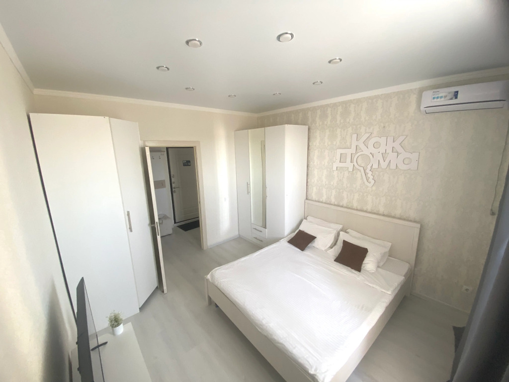 Фотография квартиры Квартира КакДома Двухкомнатная на Фронтовиков