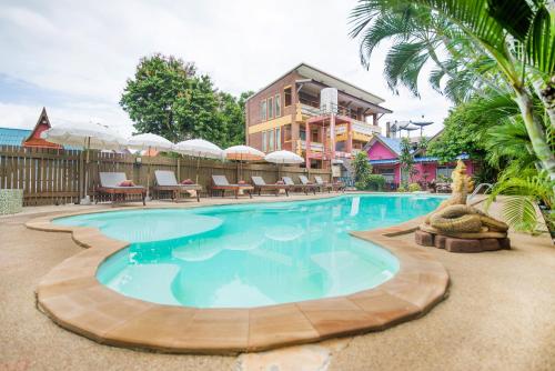 Фотография гостиницы Pongphen Guesthouse - SHA Plus Certified