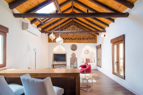 Фотография гостевого дома ~CHOCOLAT~ Unique place in an individual house