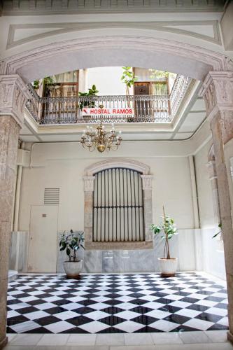 Фотография гостевого дома Hostal Ramos