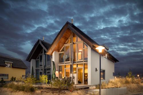 Фотография гостевого дома Ostsee - Reetdachhaus Nr 10 "Reethus Sonnendüne" im Strand Resort