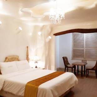 Фотографии гостиницы 
            Newvera Tourist Hotel