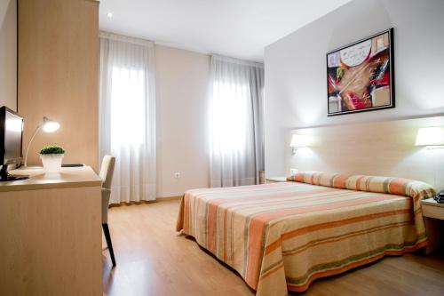 Фотография гостиницы Hotel Rostits