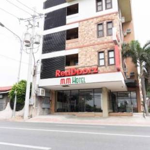 Фотографии гостиницы
RedDoorz Plus near Bamboo Organ Las Piñas